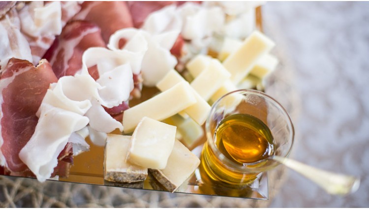 SOGGIORNI di LAVORO nella NATURA con colazione e CENA !!