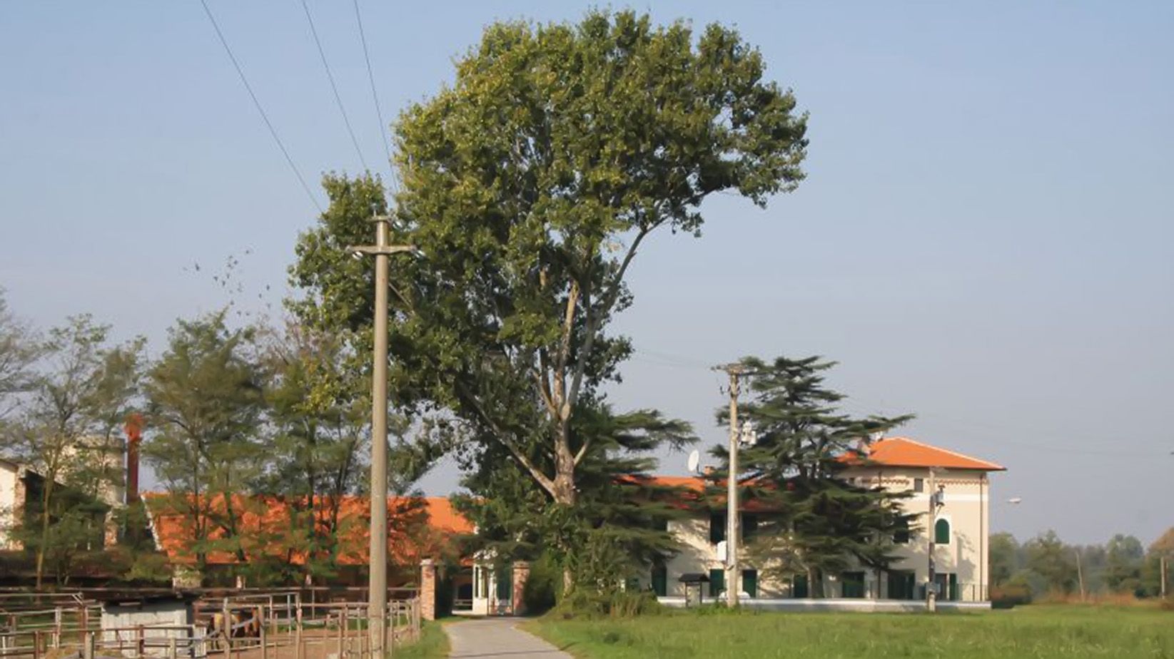  AZIENDA-AGRICOLA - La Galizia - Agriturismo di Charme a 5 girasoli - Cuggiono (Milano)