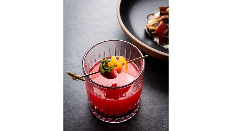 APERITIVO CON MUSICA DAL VIVO DEI CON I
